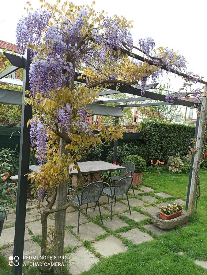 D'Or Duble' Bed And Breakfast Carignano  Exterior photo